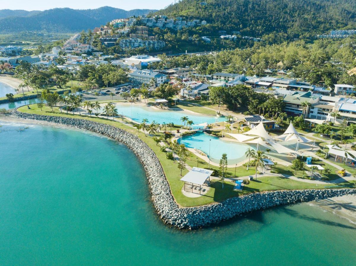 Airlie Sun & Sand Accommodation #5 แอร์ลีบีช ภายนอก รูปภาพ